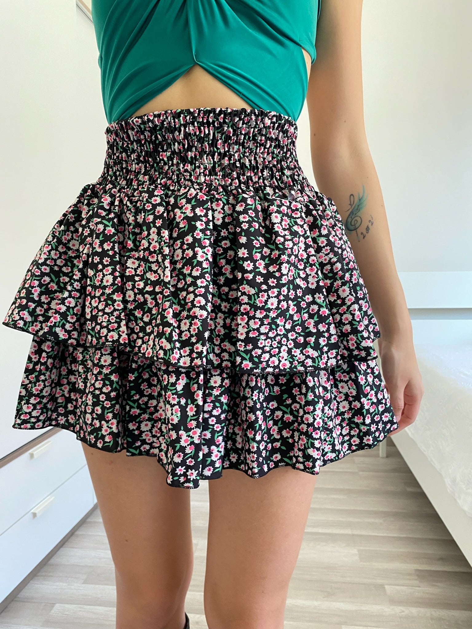 Gonna a balze fiori Fuxia verde