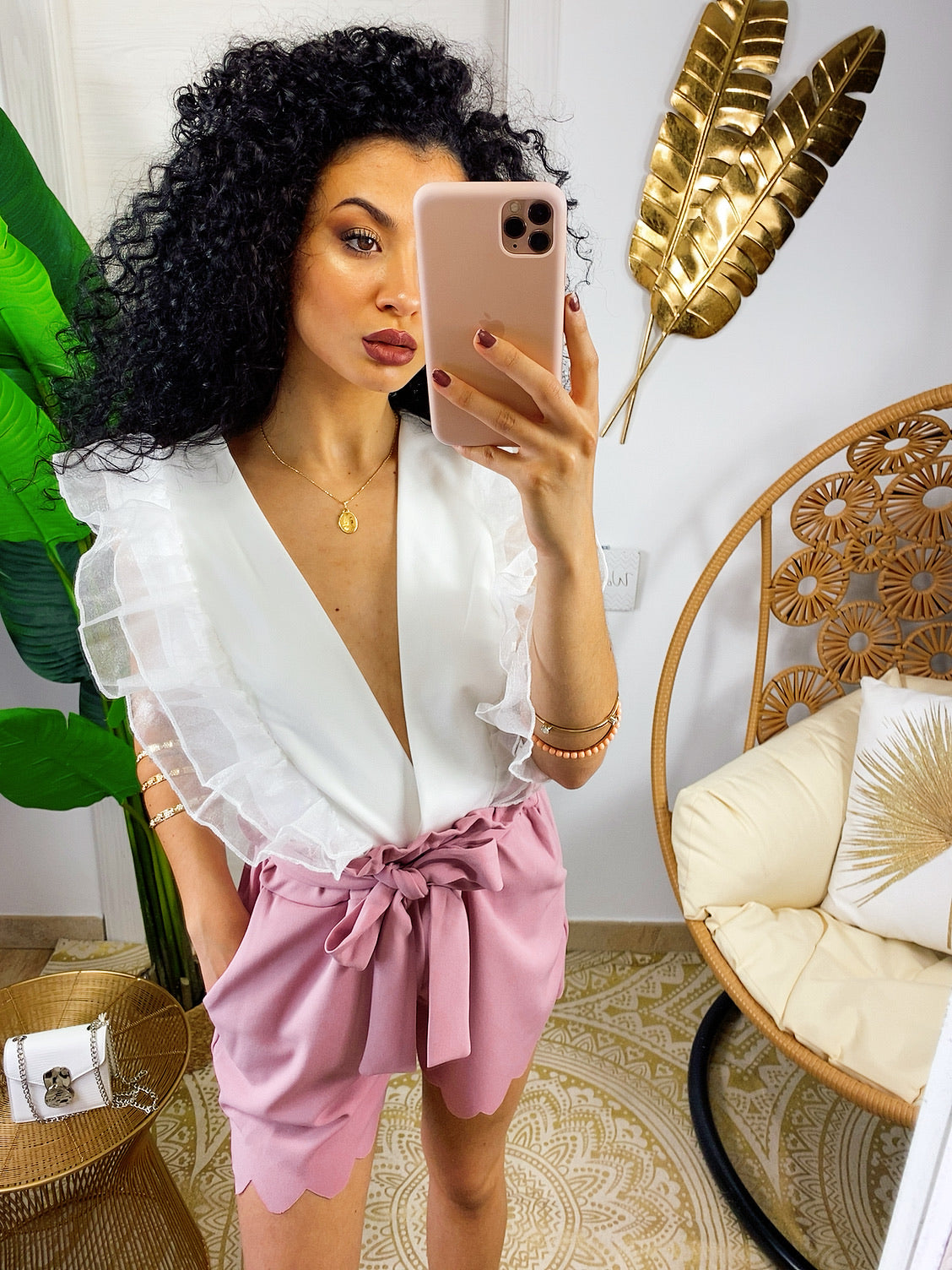 Short con fiocco orlo ondulato