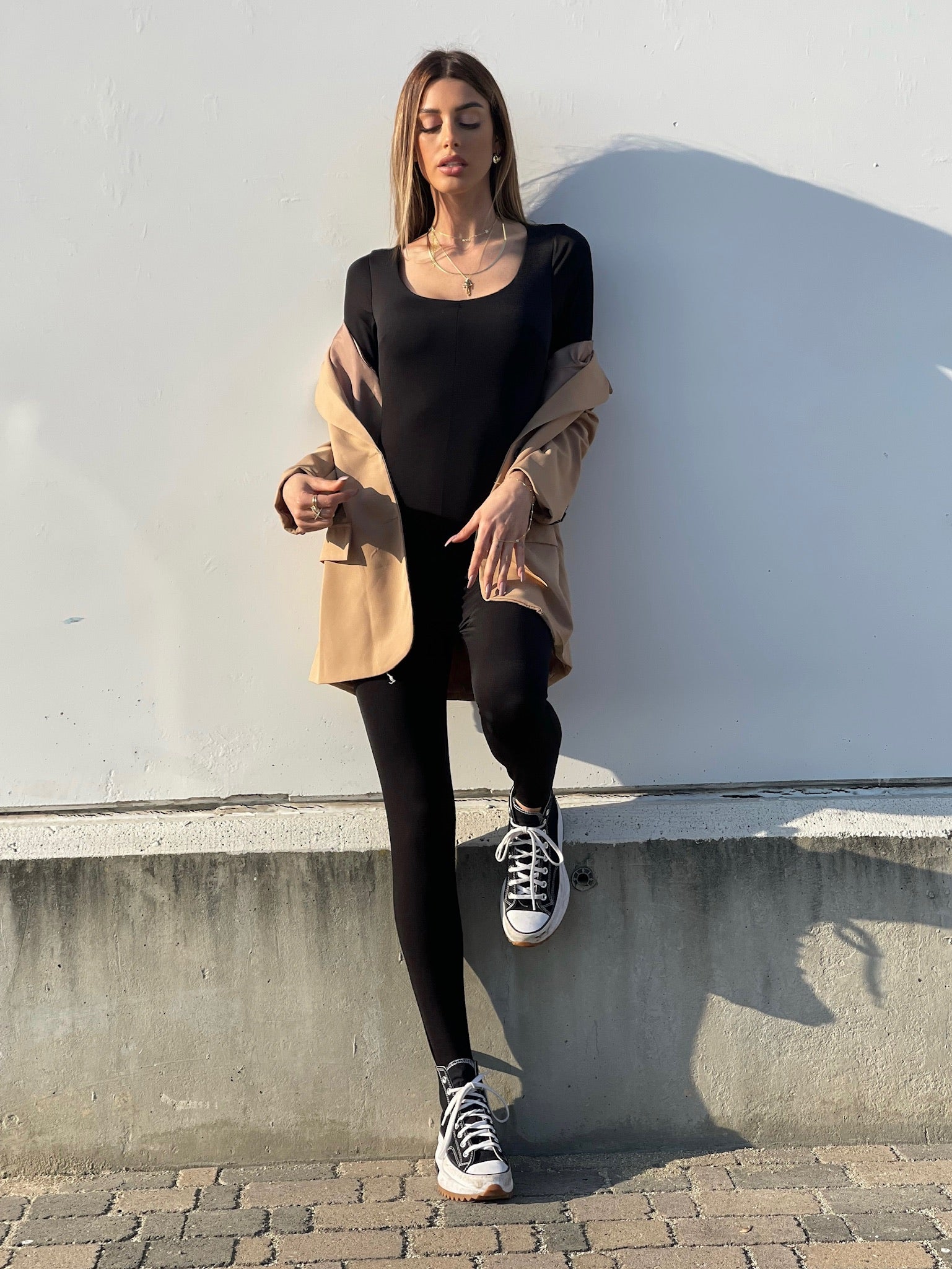 Tuta easy black