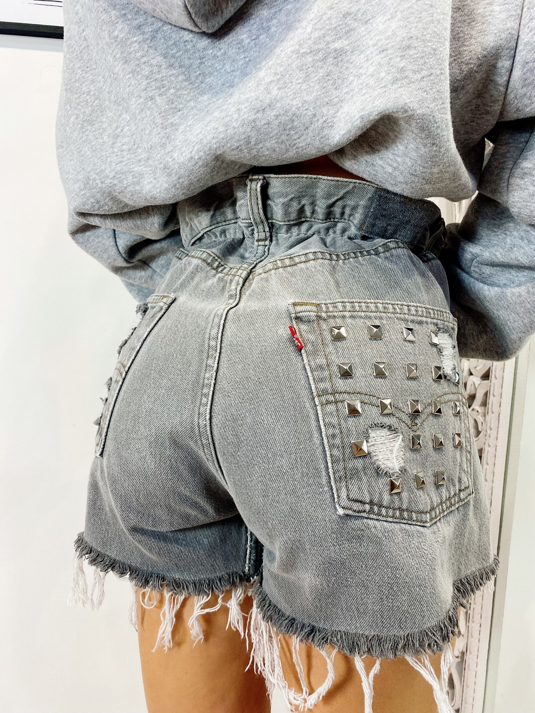 Short Levi’s Vintage con Borchie bagno grigio