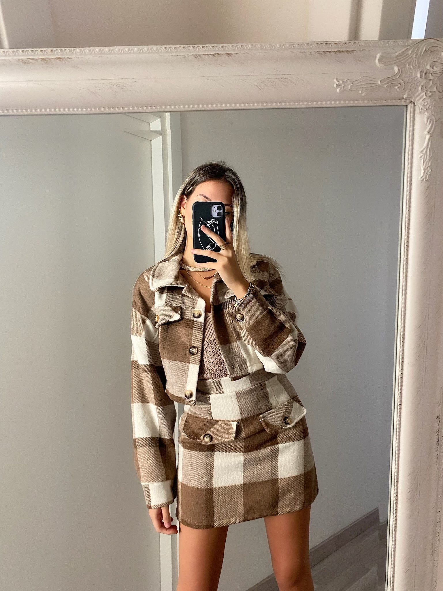 Completo giacca e gonna tweed nude