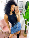 Gonna di Jeans con tasche nere e cintura