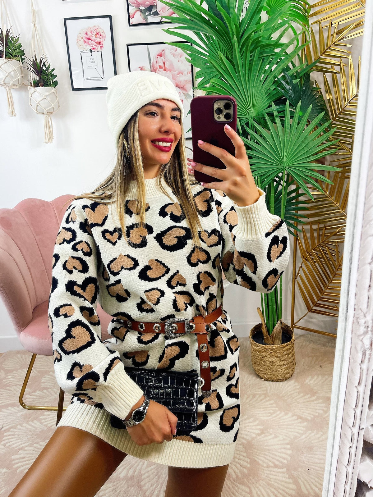 Maxi maglione morbidissimo con cuori beige