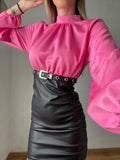 Abito con camicia di raso Fuxia e gonna in ecopelle