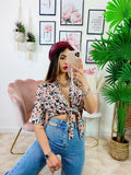 Jeans con spacchi superiori