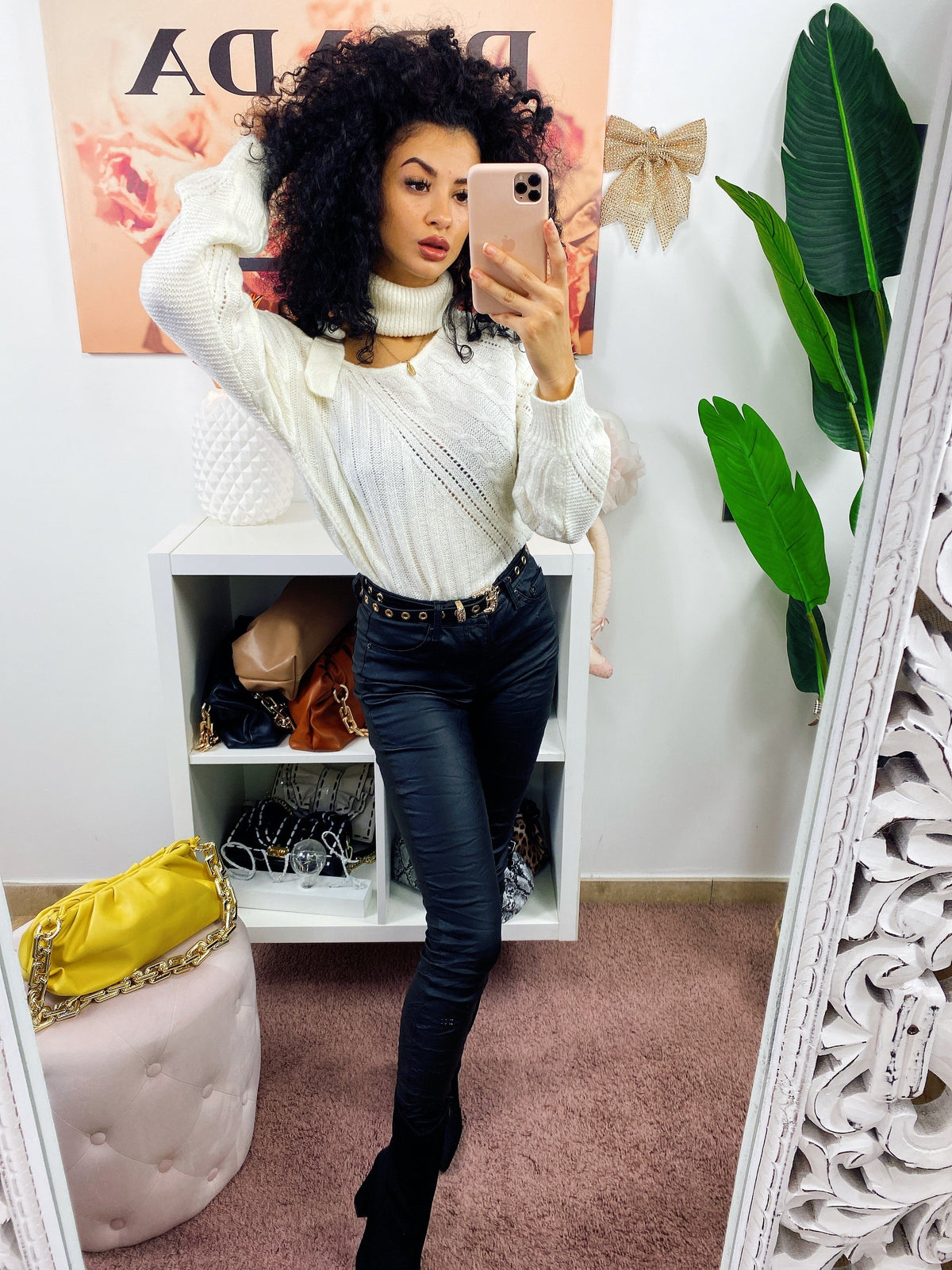 Maglione a trecce con spalla scoperta