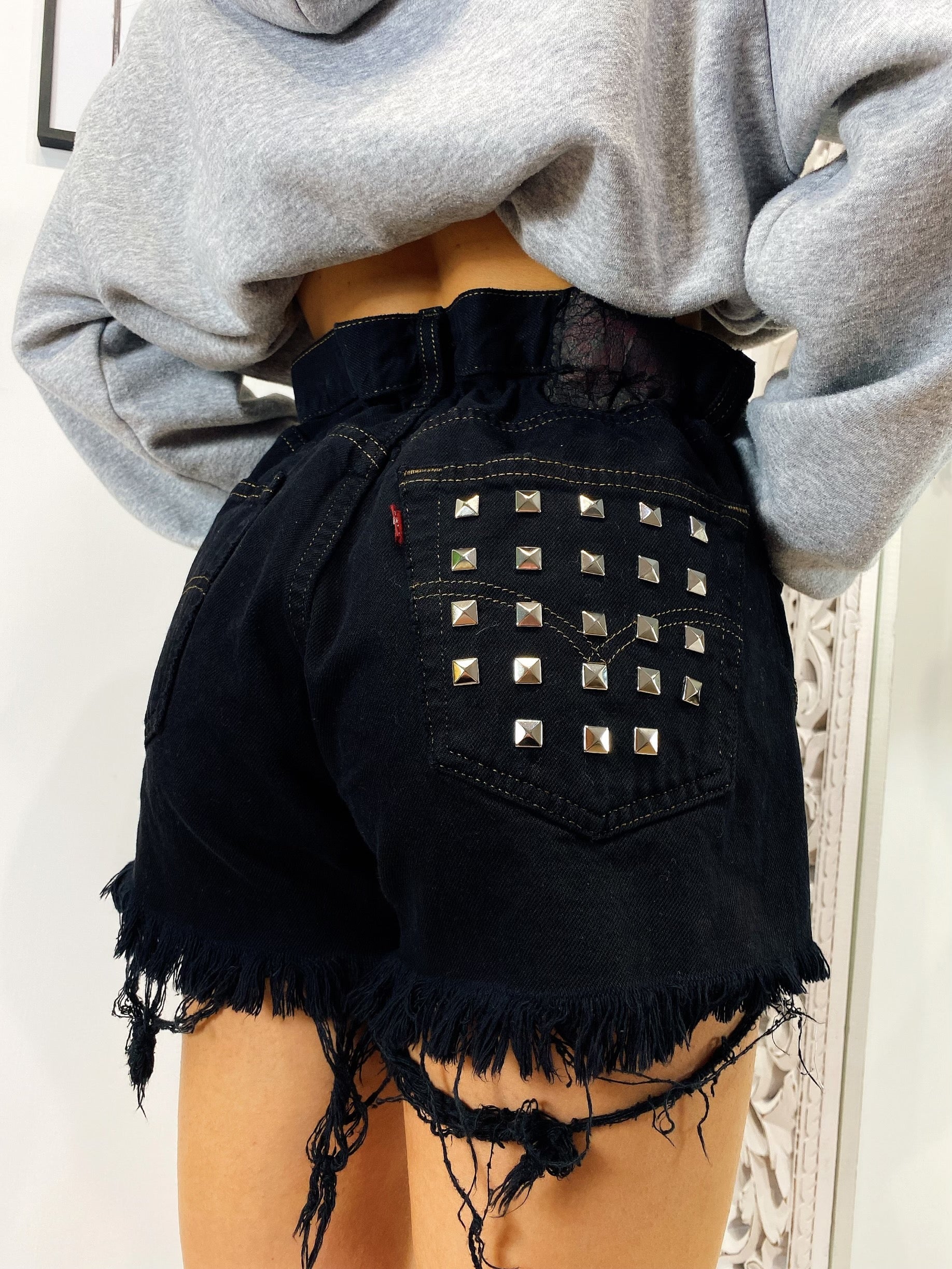 Short Levi’s Vintage con Borchie Nero