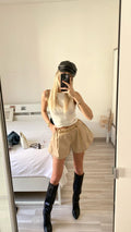 Top con elastico bianco