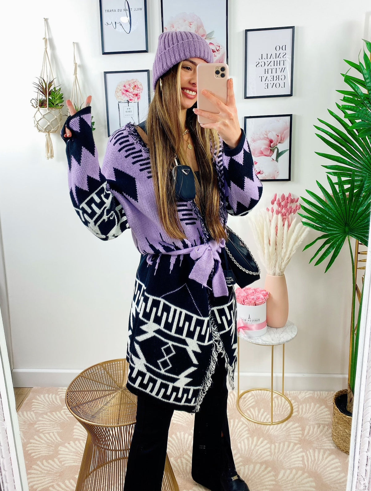 Cardigan lilla con frange e cinta