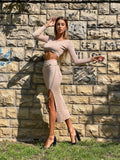 Completo maglia e gonna beige