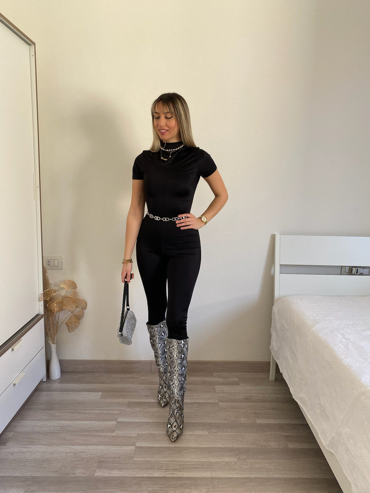 Tuta con zip manica corta
