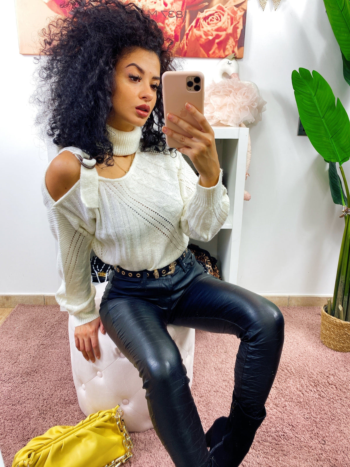 Maglione a trecce con spalla scoperta
