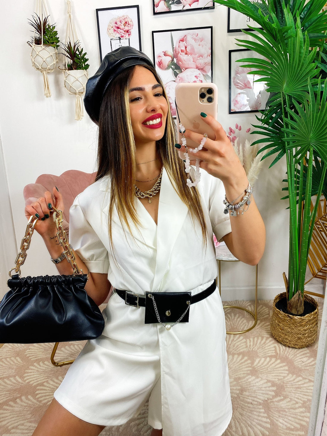 Tutina bianca con borsetta