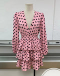 Abito a balze con cuori rosa