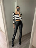 Pantalone in ecopelle con lacci laterali