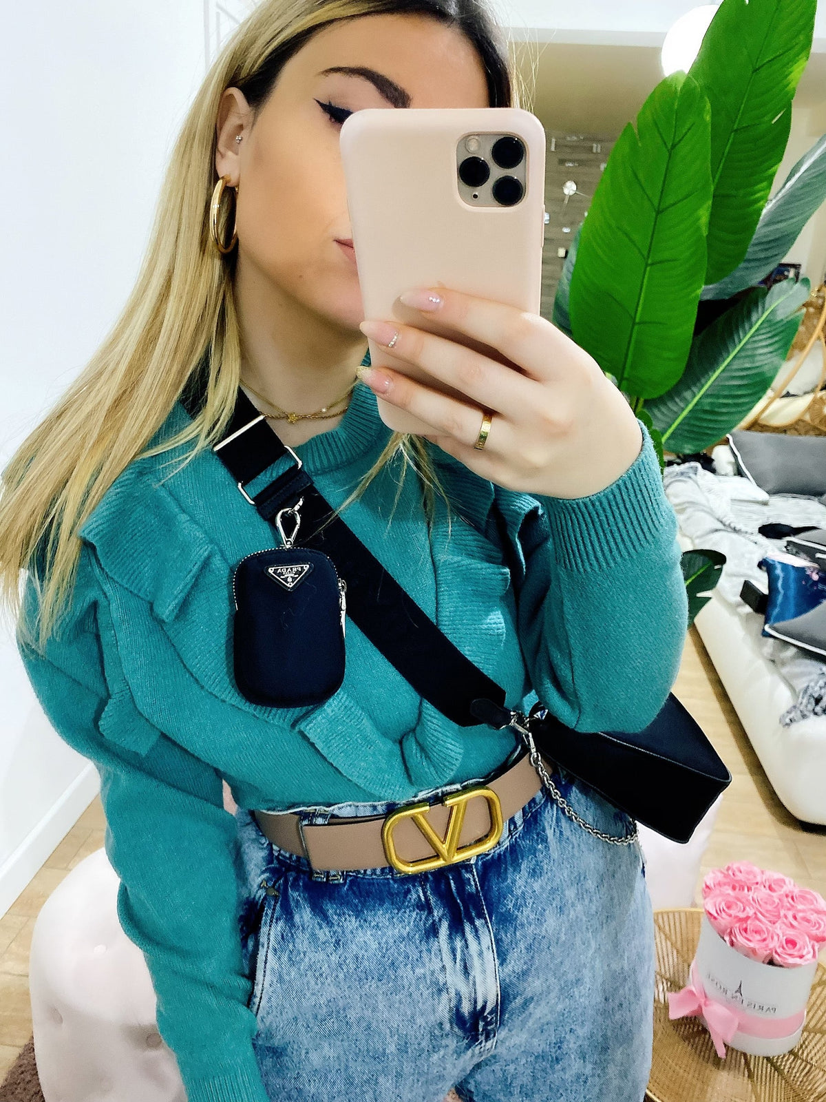 Maglione con V e rouches