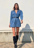 Abito in jeans con cintura