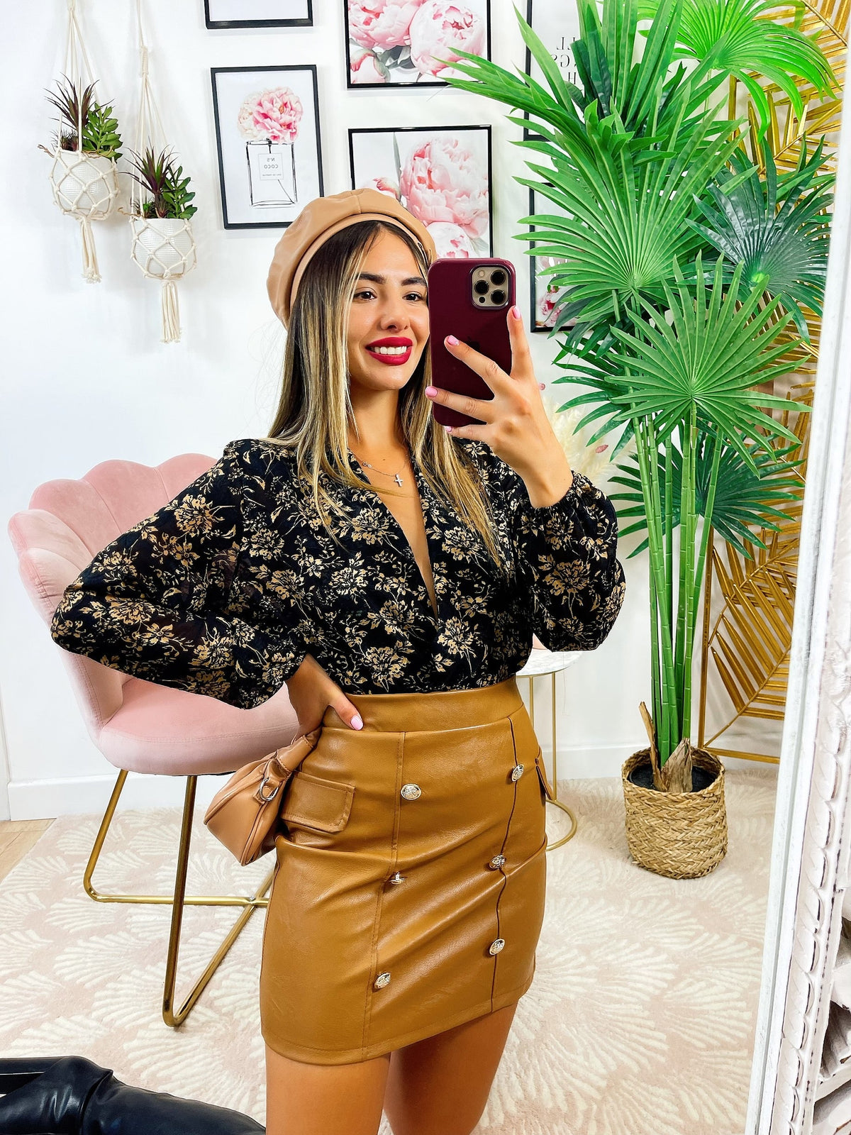 Body con fiori base nera
