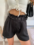 Short nero con cintura