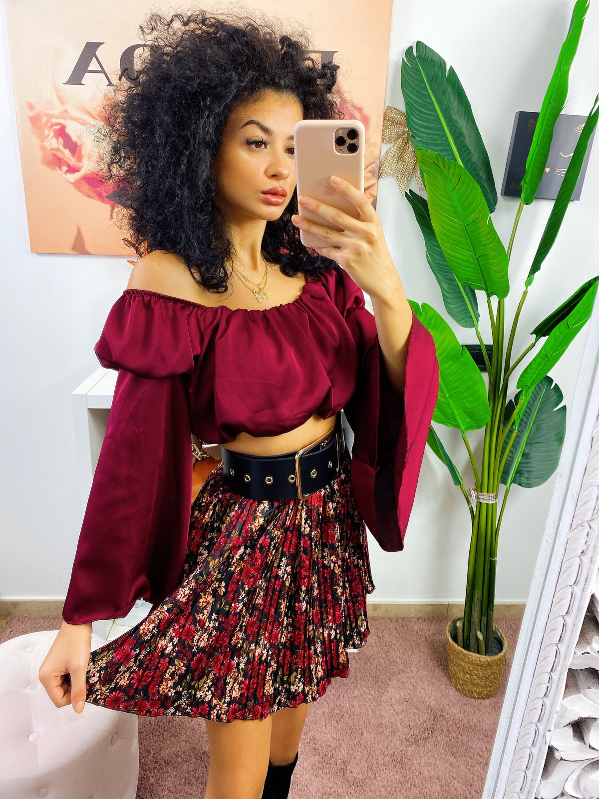 Top in raso manica lunga bordeaux