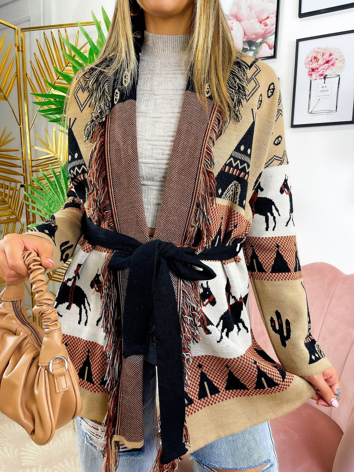 Cardigan frange e cinta dettaglio cavallo beige
