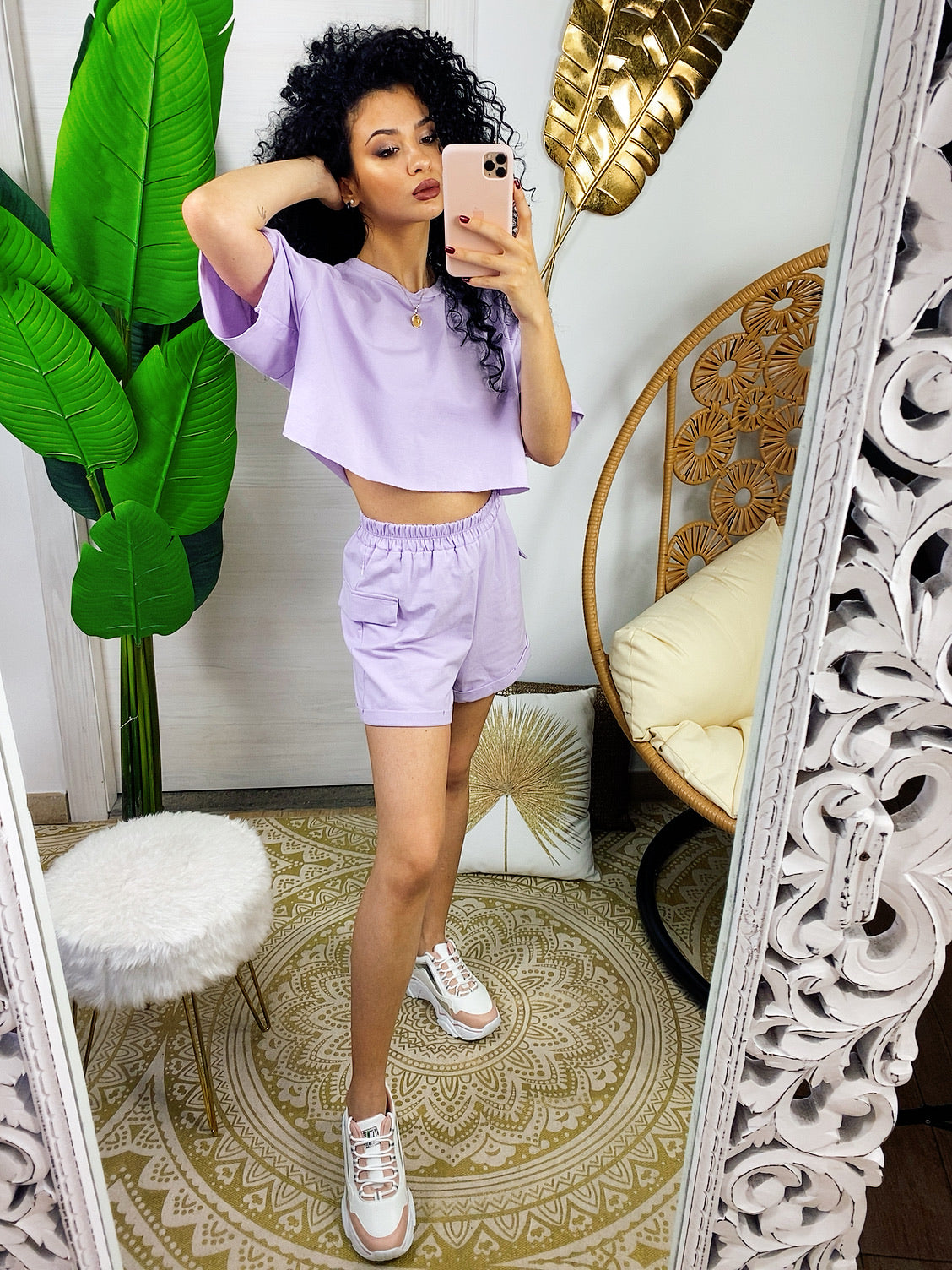 Completo sportivo maglia e pantaloncino lilla