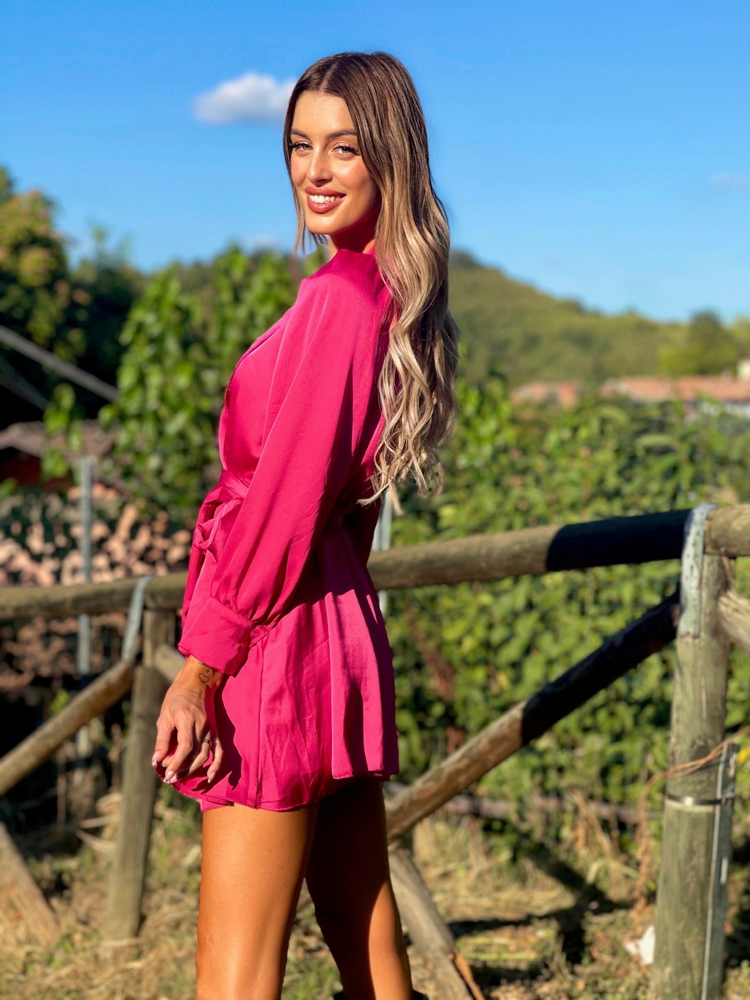 Abito in raso fuxia