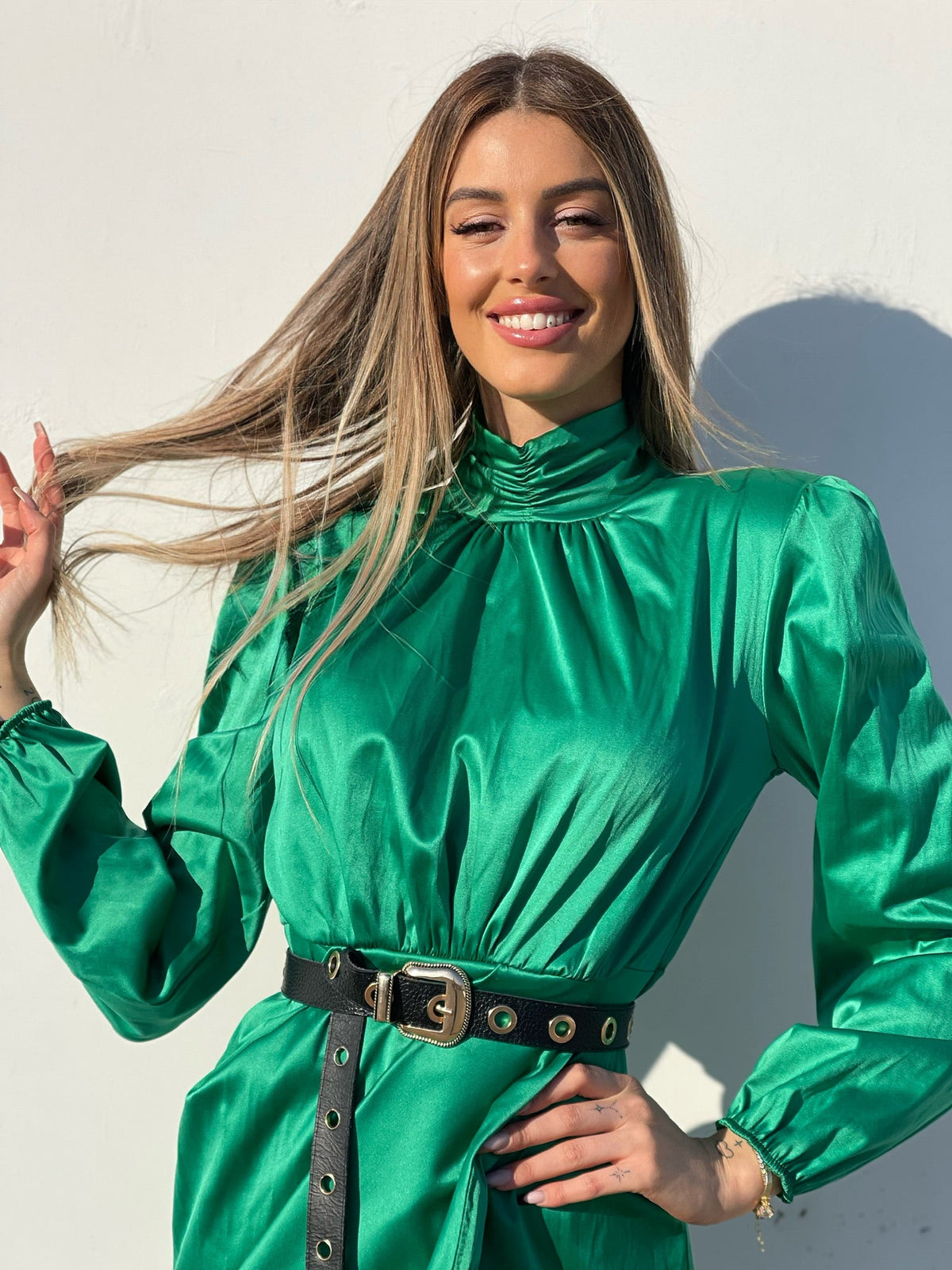 Abito in raso verde smeraldo