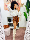 Maglione con pizzo e bottoni gioiello