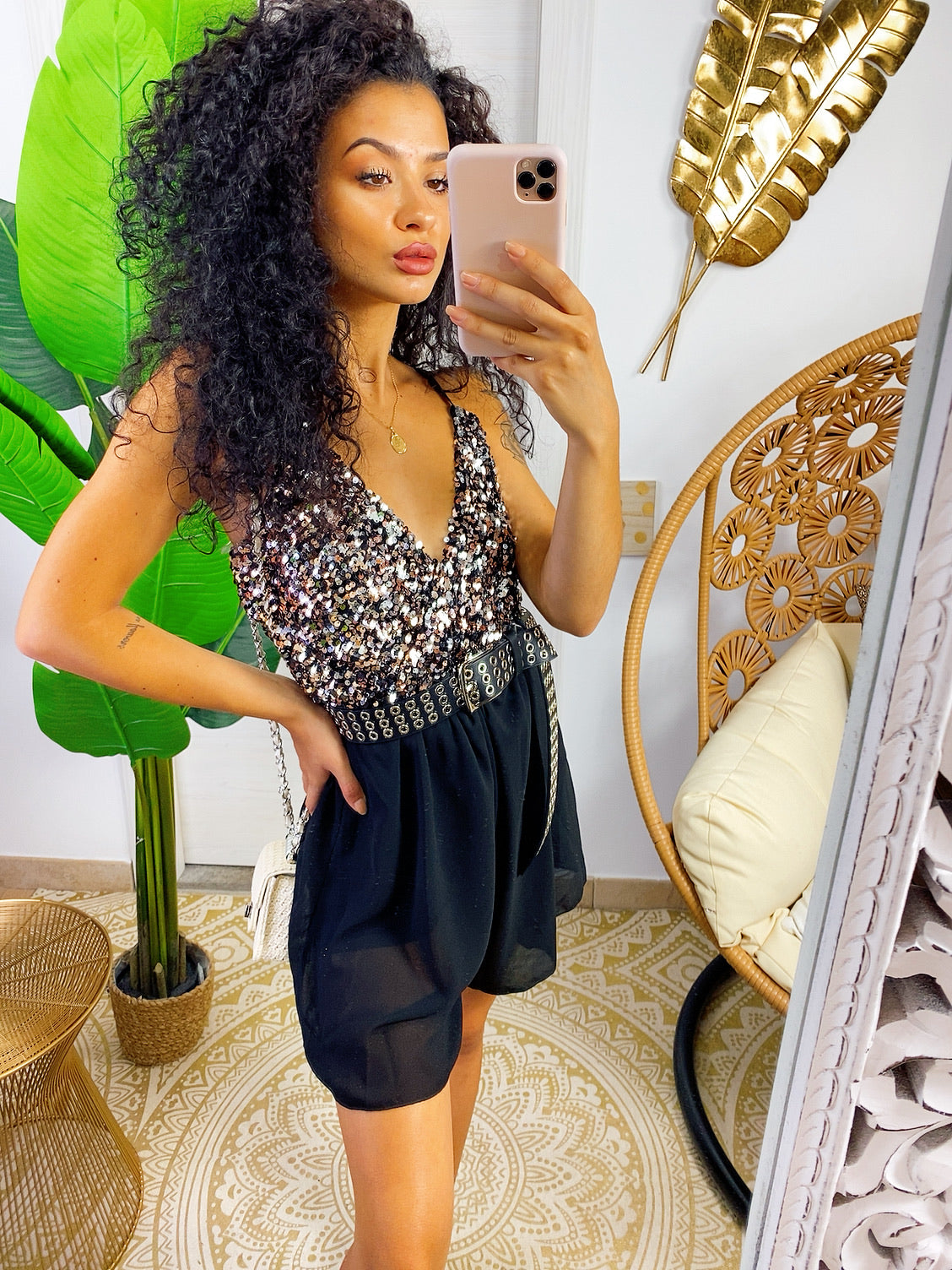 Tutina con paillettes nera