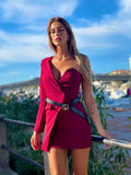 Abito monospalla con cintura