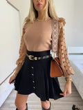 Maglioncino Camel con maniche in pizzo
