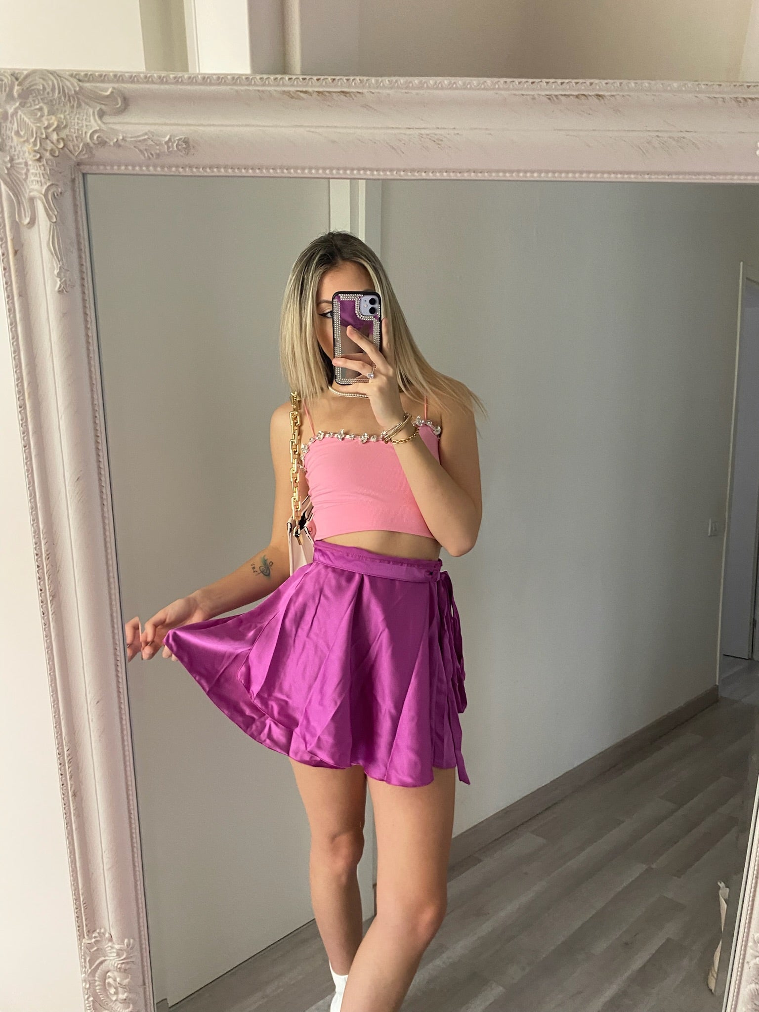 Top rosa con strass