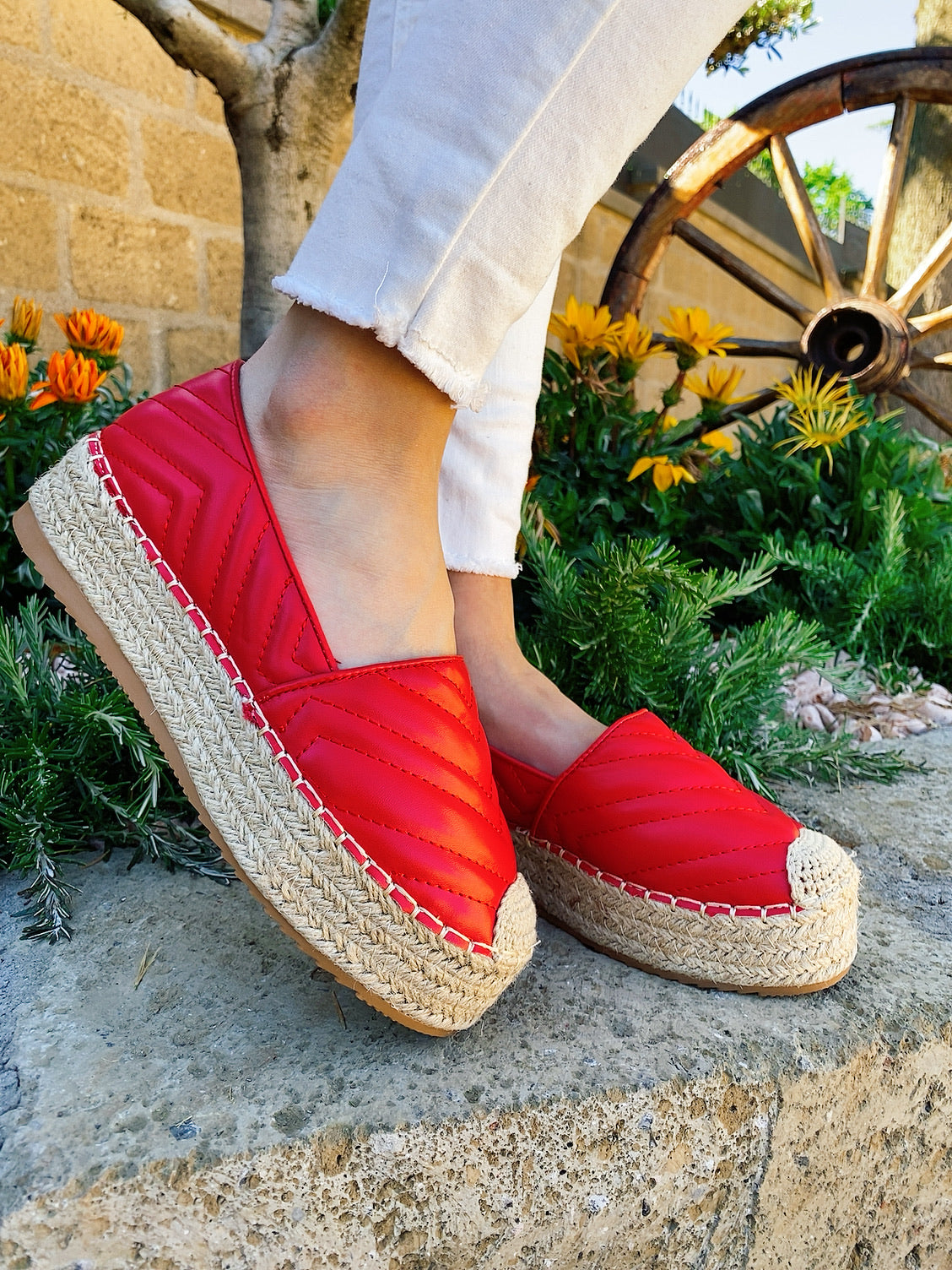 Espadrillas in eco-pelle rosse