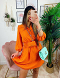 Abito con bottoni e cintura Arancio