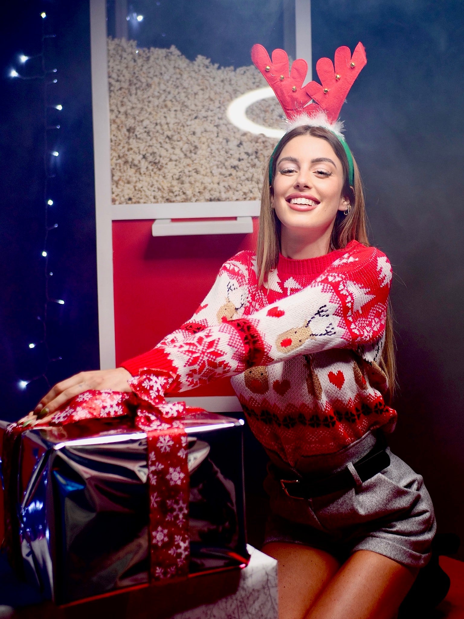 Maglioncino con renne e cuori