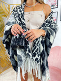 Mantella con frange Black white