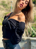 Maglione nero con lacci