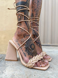 Sandali alla schiava beige con trecce
