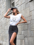 Gonna di jeans con spacco e cintura