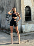 Tutina nera con cerchi