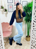 Jeans elasticizzato in vita zampa larga