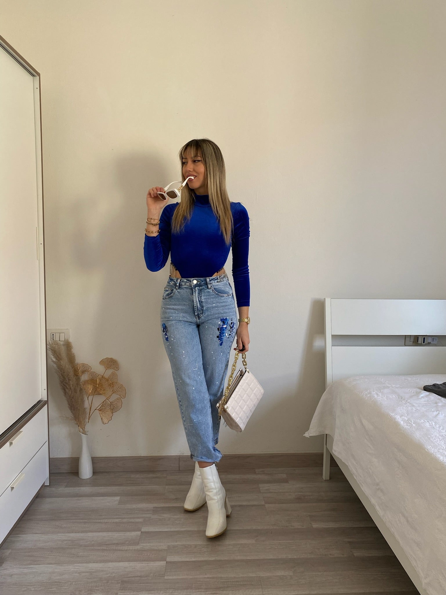 Body in ciniglia con frange