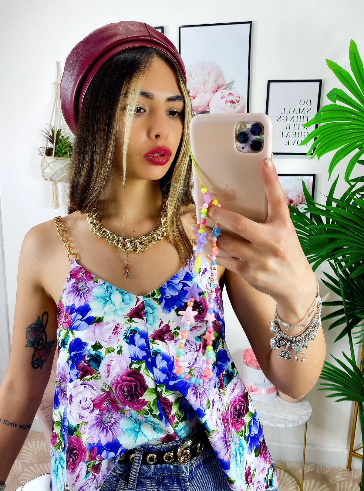 Maxi maglia floreale con catena dettagli Fuxia