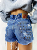 Short Levi’s Vintage con Borchie bagno medio