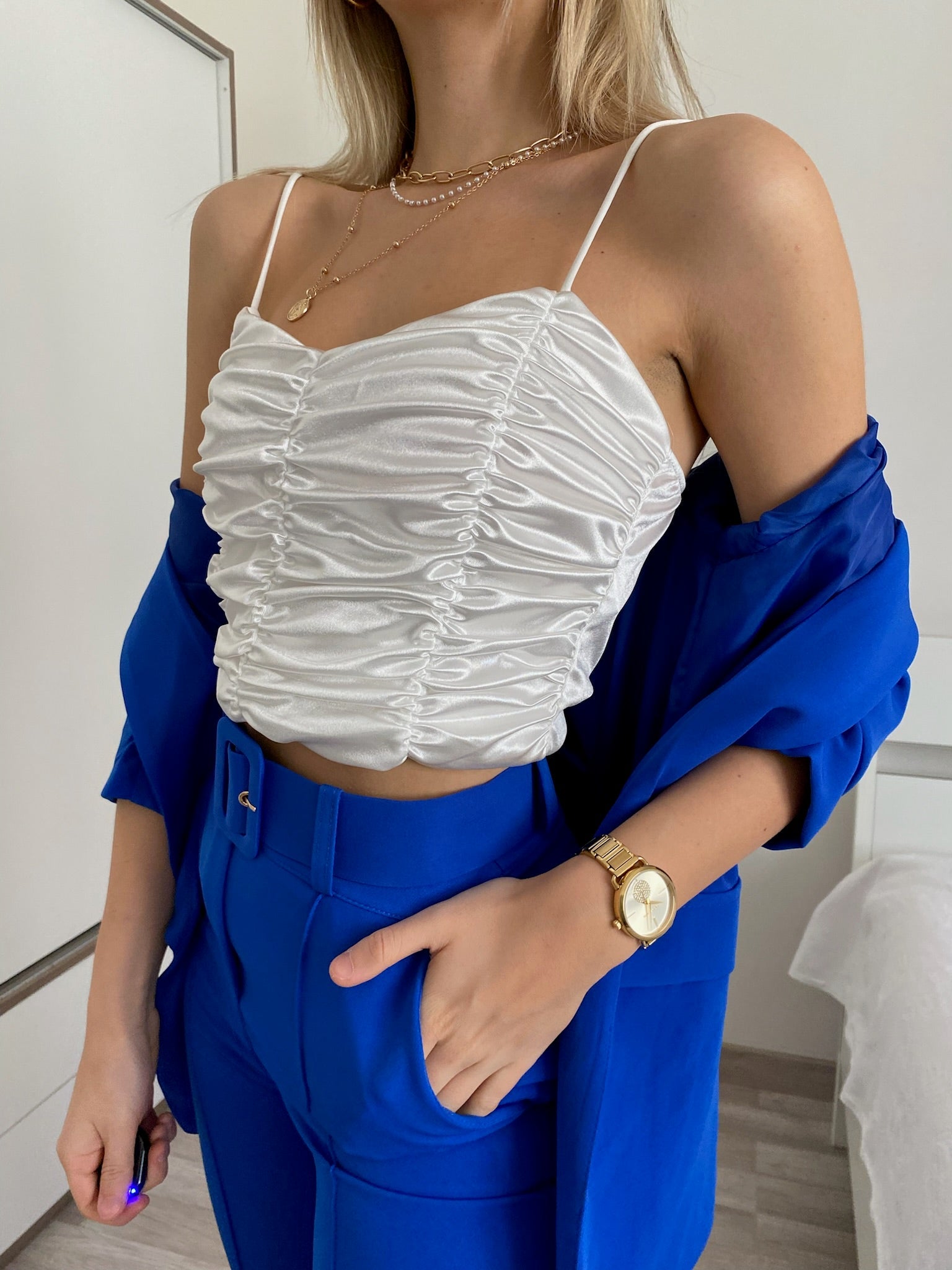 Top in raso bianco arricciato