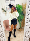 Maglione con spalline in pelo bianco