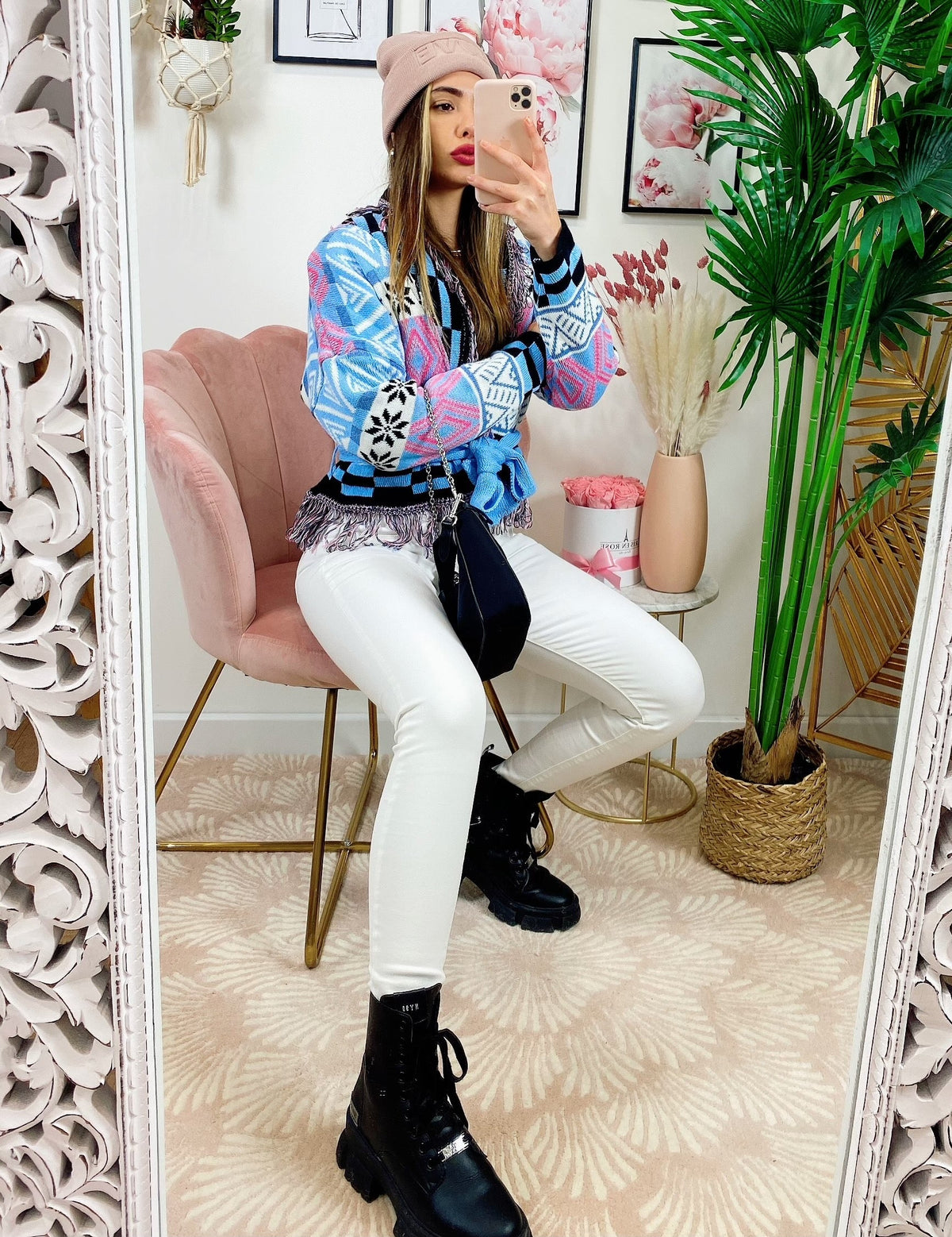 Cardigan corto frange e cinta base celeste