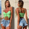 Short in jeans con stelle e catenina