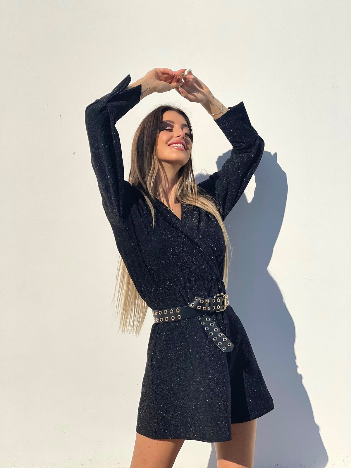 Abito glitter nero con colletto